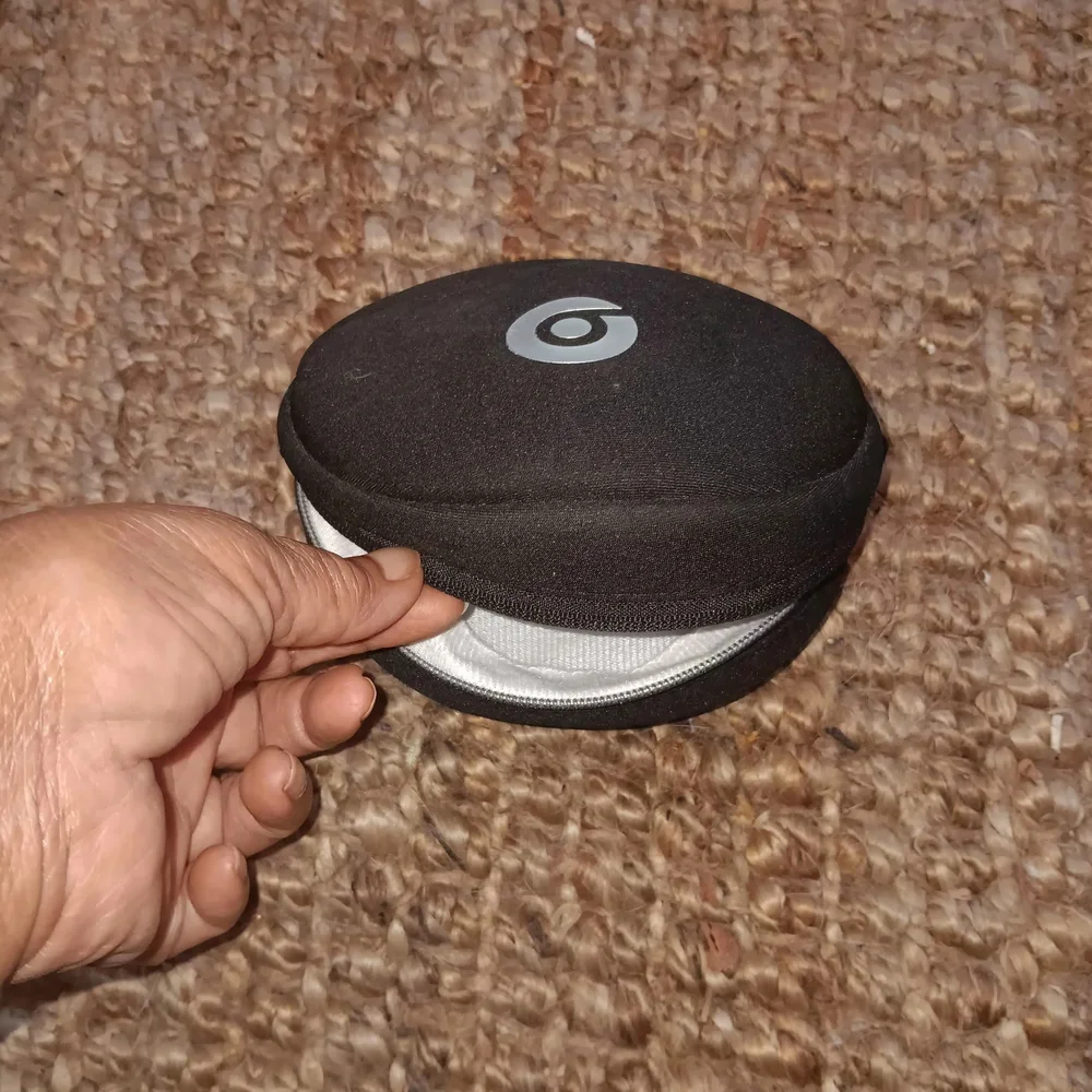 Beats by Dre Black Headset Case